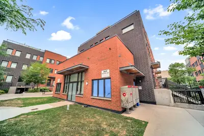 869 Wilson Avenue 29, Toronto, On M3k 0a4