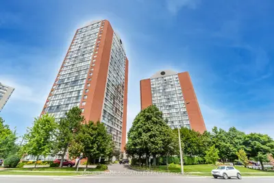 Condo Apartment in Mississauga