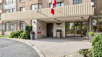 5 Lisa Street 203, Brampton, On L6t 4t4