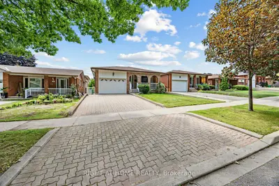 3126 Mccarthy Court, Mississauga, On L4y 3z5