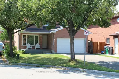 Detached in Brampton