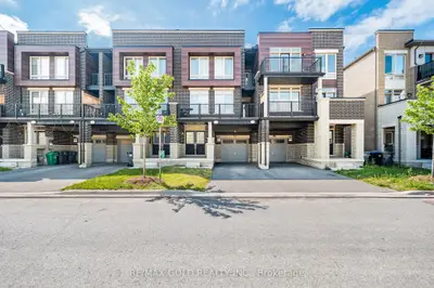 44 Donald Ficht Crescent, Brampton, On L7a 5h6