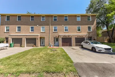 7255 Dooley Drive 29, Mississauga, On L4t 2s7