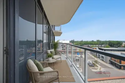 220 Missinnihe Way 705, Mississauga, On L5h 0a9