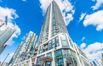 Condo Apartment in Mississauga