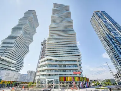 Condo Apartment in Mississauga