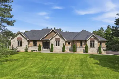20 Buckstown Trail, Caledon, On L7e 4h7