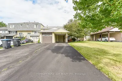 30 Primrose Crescent, Brampton, On L6z 1e2