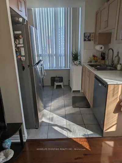1359 Rathburn Road 1009, Mississauga, On L4w 5p7