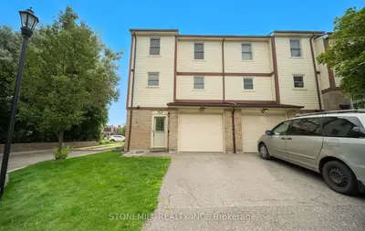7340 Copenhagen Road 30, Mississauga, On L5n 2s5