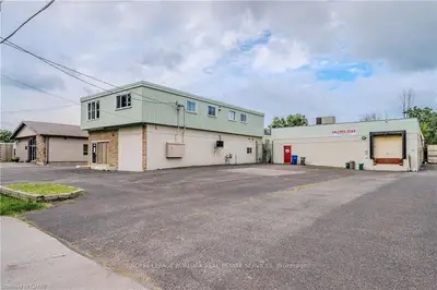 459 Enfield Road, Burlington, On L7t 2x5