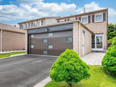 Detached in Brampton
