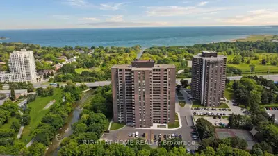 Condo Apartment in Mississauga