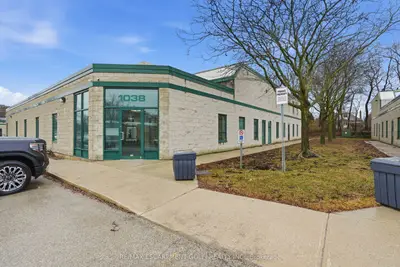1038 Cooke Boulevard 3, Burlington, On L7t 4a8