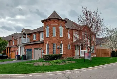 5554 Linwell Place, Mississauga, On L5m 6l7