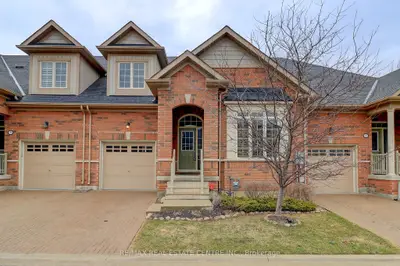 3 Alamode Road, Brampton, On L6r 3z8