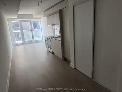 Condo Apartment in Mississauga