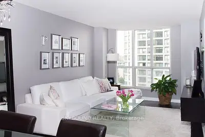 2287 Lake Shore Boulevard W 505, Toronto, On M8v 3y1