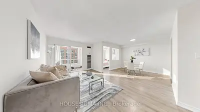 Condo Apartment in Mississauga