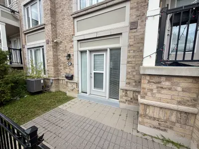 Condo Townhouse in Brampton