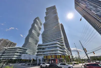 3900 Confederation Parkway 4001, Mississauga, On L5v 0m3