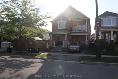 28 Dulverton Drive, Brampton, On L7a 0p3