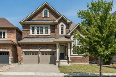 Detached in Halton Hills