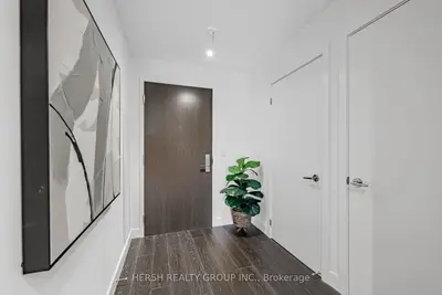 160 Kingsway Crescent 310, Toronto, On M8x 0b5