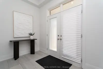 1949 Barbertown Road, Mississauga, On L5m 2g9