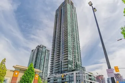 Condo Apartment in Mississauga