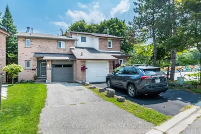 Semi-Detached in Mississauga
