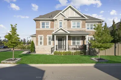 556 Juneberry Court, Milton, On L9e 1m8