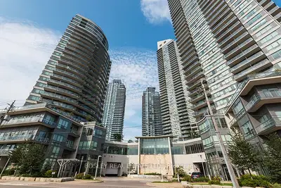 Condo Apartment in Toronto