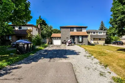249 Leavens Court, Caledon, On L7e 2a8