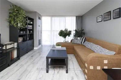 Condo Apartment in Mississauga