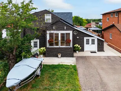 6 Elmhurst Drive, Toronto, On M9w 2j3