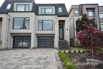 Semi-Detached in Mississauga