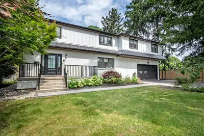 59 Fairwood Place E, Burlington, On L7t 2b7