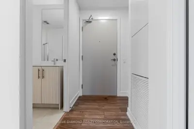 215 Veterans Drive 408, Brampton, On L7a 5l6
