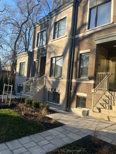 Condo Townhouse in Toronto