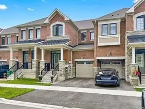 Att/Row/Townhouse in Brampton