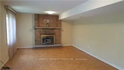 23 Claypine Trail 2, Brampton, On L6v 3l8