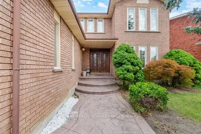 49 Turtlecreek Boulevard, Brampton, On L6w 3x8