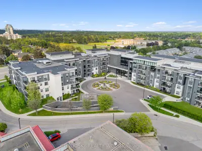 Condo Apartment in Mississauga