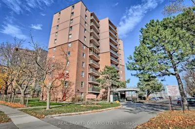 3065 Queen Frederica Drive 707, Mississauga, On L4y 3a3