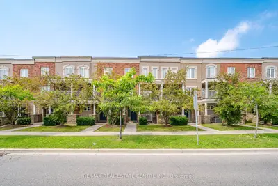 375 Cook Road 61, Toronto, On M3j 3t6