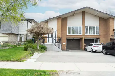 Semi-Detached in Mississauga