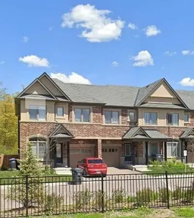 39 Oliana Way, Brampton, On L6y 6g8
