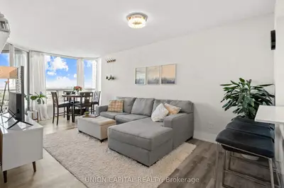 Condo Apartment in Mississauga