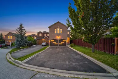 3191 Oakview Road, Mississauga, On L5n 7n9